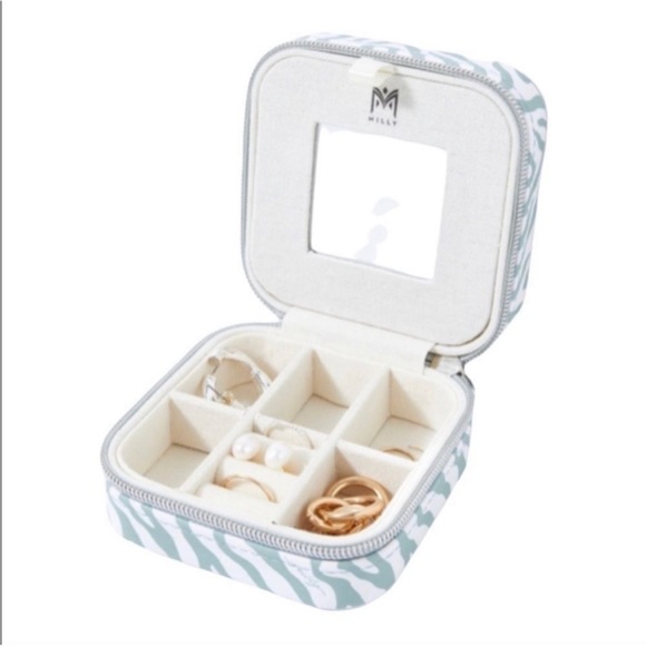 Milly Traveling Jewelry Case & Organizer - Picture 1 of 5
